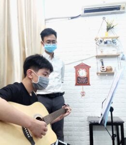 Lớp Dạy Guitar đệm Hát Bình Chánh