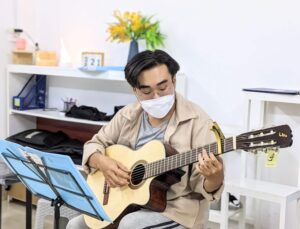 lớp guitar bình chánh