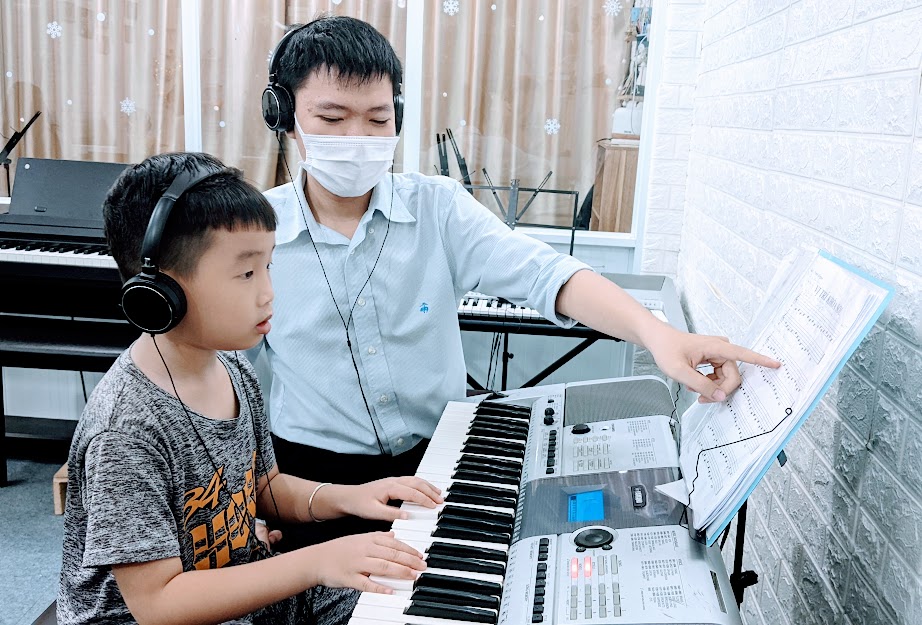 khóa học đàn organ tại bình chánh