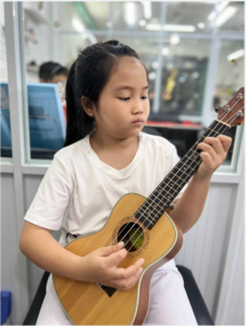 Lớp ukulele bình chánh